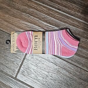 Born Outdoor No Show Wool Blend Socks 3 Pairs Shoe Size 4 - 10